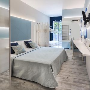 Dreibettzimmer